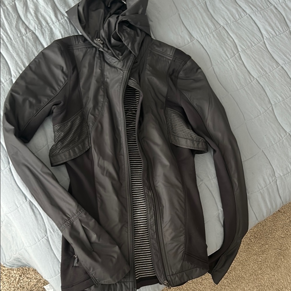 Women’s lululemon running zip up